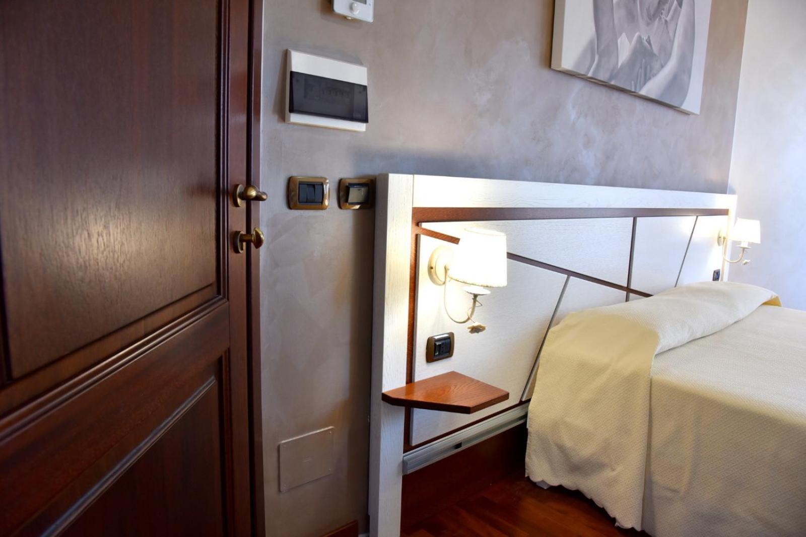 Hotel Sirio Rotonda Ngoại thất bức ảnh
