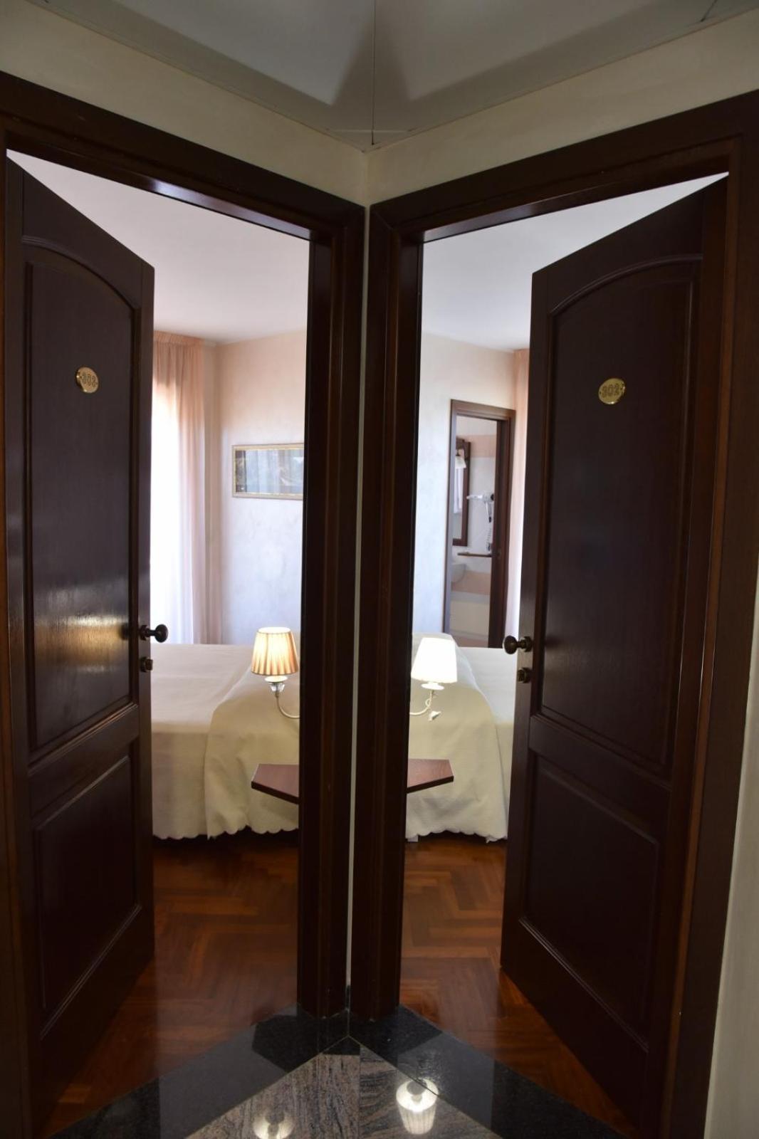 Hotel Sirio Rotonda Ngoại thất bức ảnh